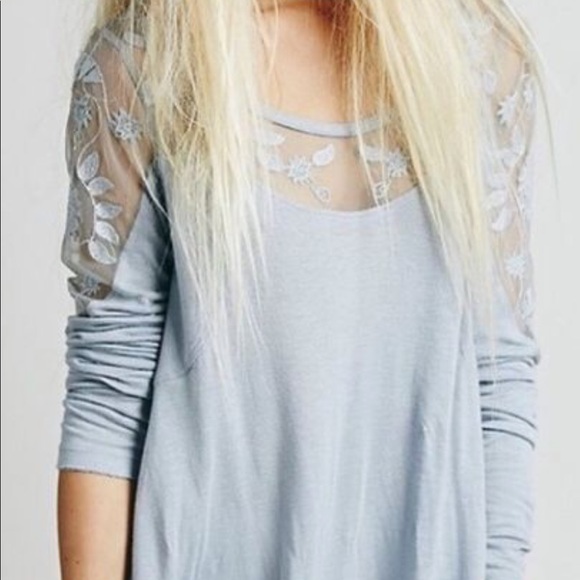 Free People Baby Blue Long Sleeve - Picture 4 of 5